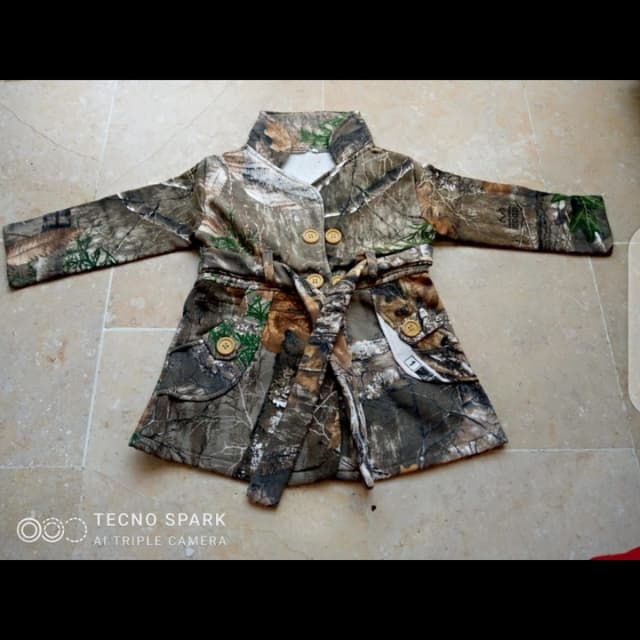 Kids Fleece Coats (size 18-24) Fabric and color 100% guarantee