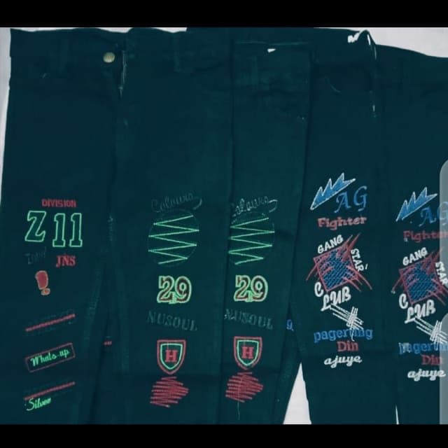 Mandis black Embroidered jeans (size 24 - 34)