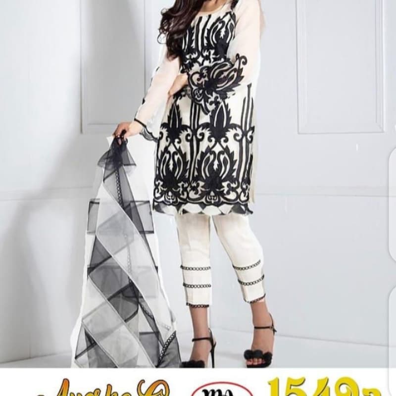 Linen Full Embroidery with Patches 2 piece Fabric and color 100% garanttee